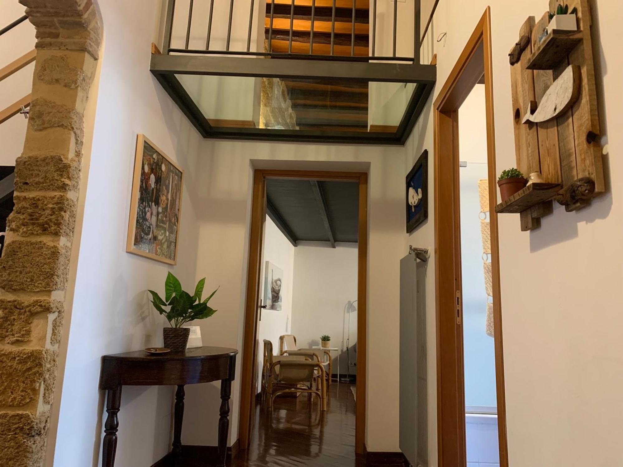 Casa Tea: Nel Cuore Del Centro Storico Palermo Luaran gambar